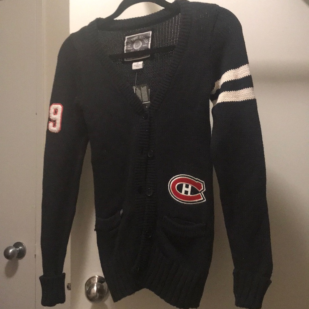 Old time hockey sweater